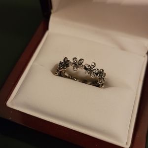 Pandora Flower Ring